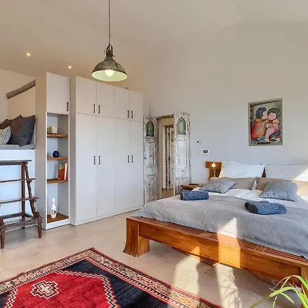 Niazi Ferienhaus