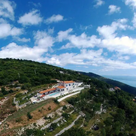 Niazi Mošćenička Draga