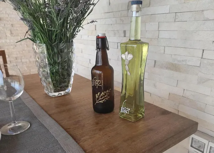 Niazi 펜션 Mošćenička Draga